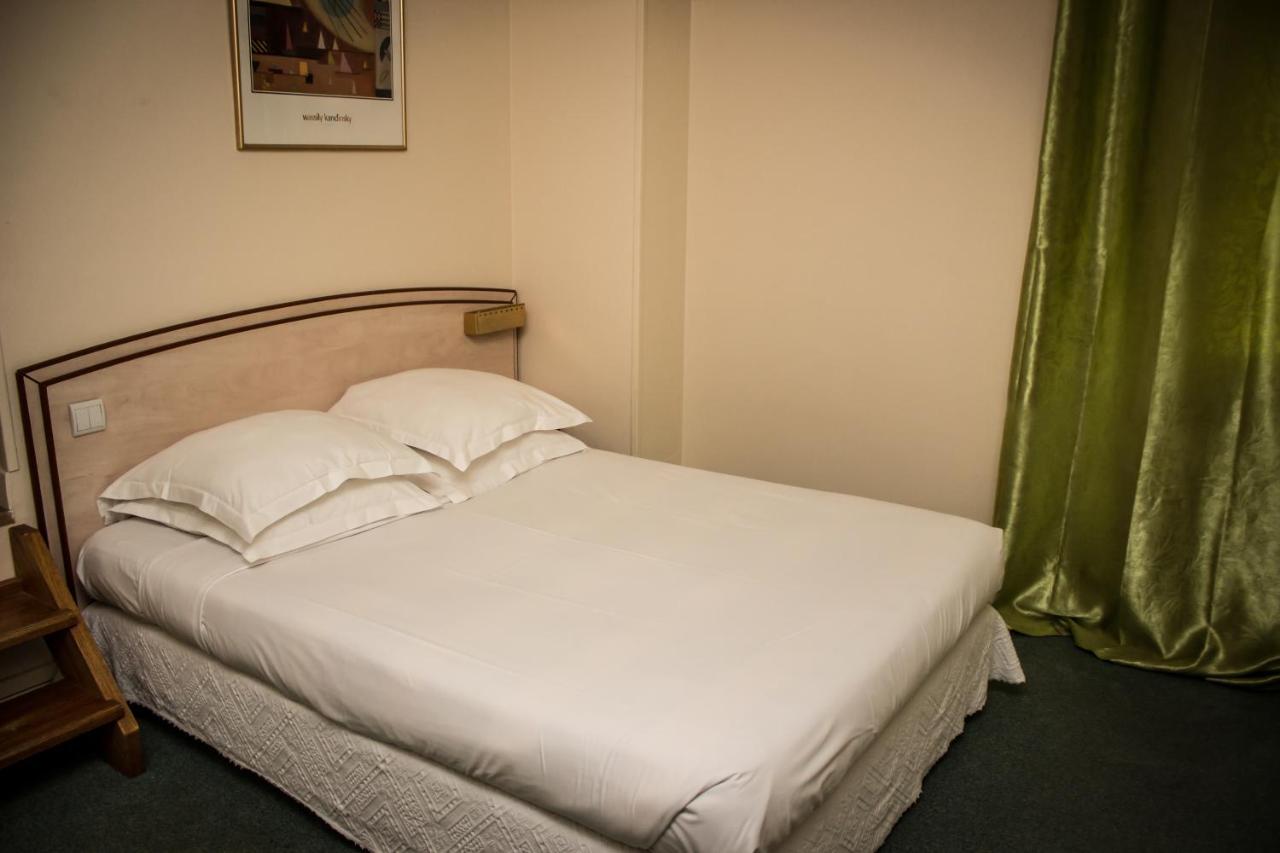 Le Terminus Hotel Тараскон Екстериор снимка