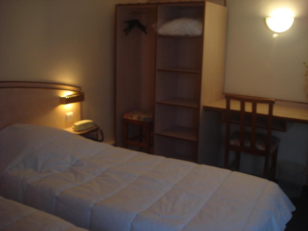 Le Terminus Hotel Тараскон Стая снимка